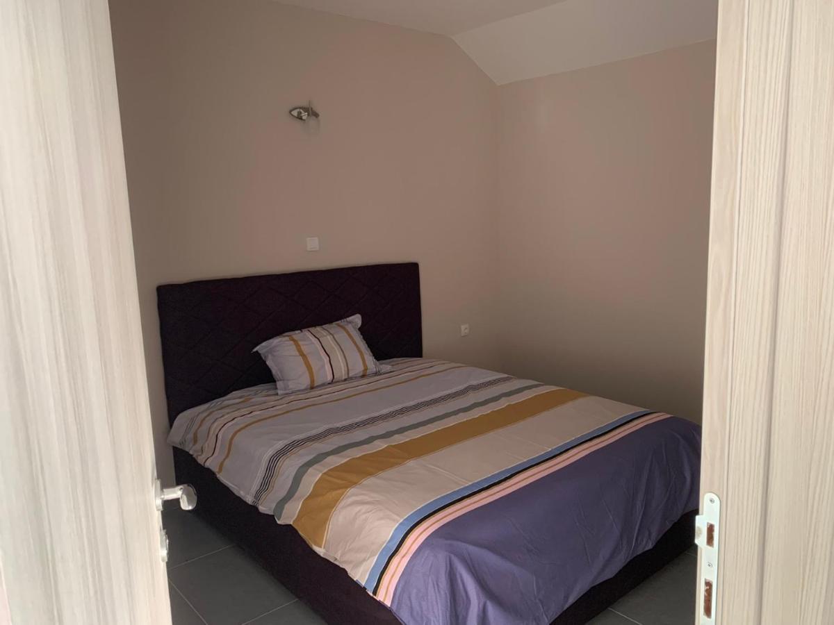 شقة Ostojic Lux Apartman كوتور المظهر الخارجي الصورة